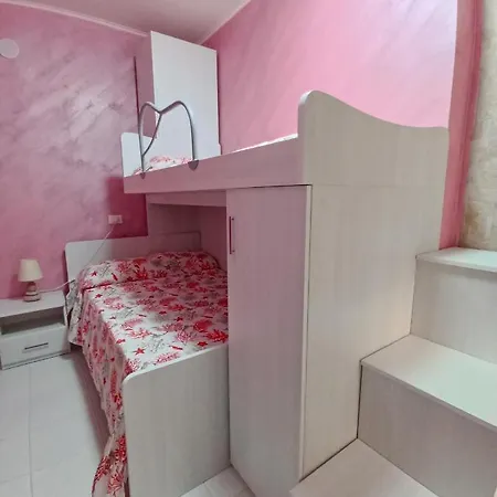 Ludovica's House Apartman Giardini Naxos